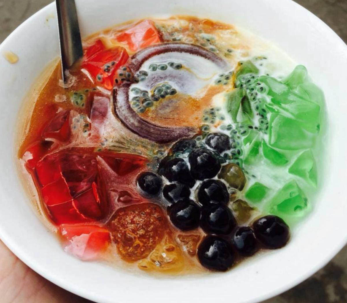 Cha houy teuk – Coconut Jelly Dessert