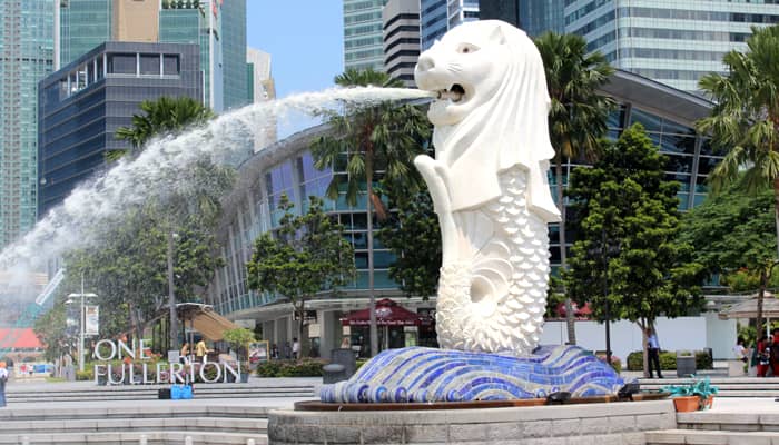 Famous Destinations and Places to Visit in Singapore 2024