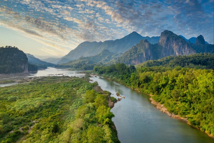 Laos travel guide introduction